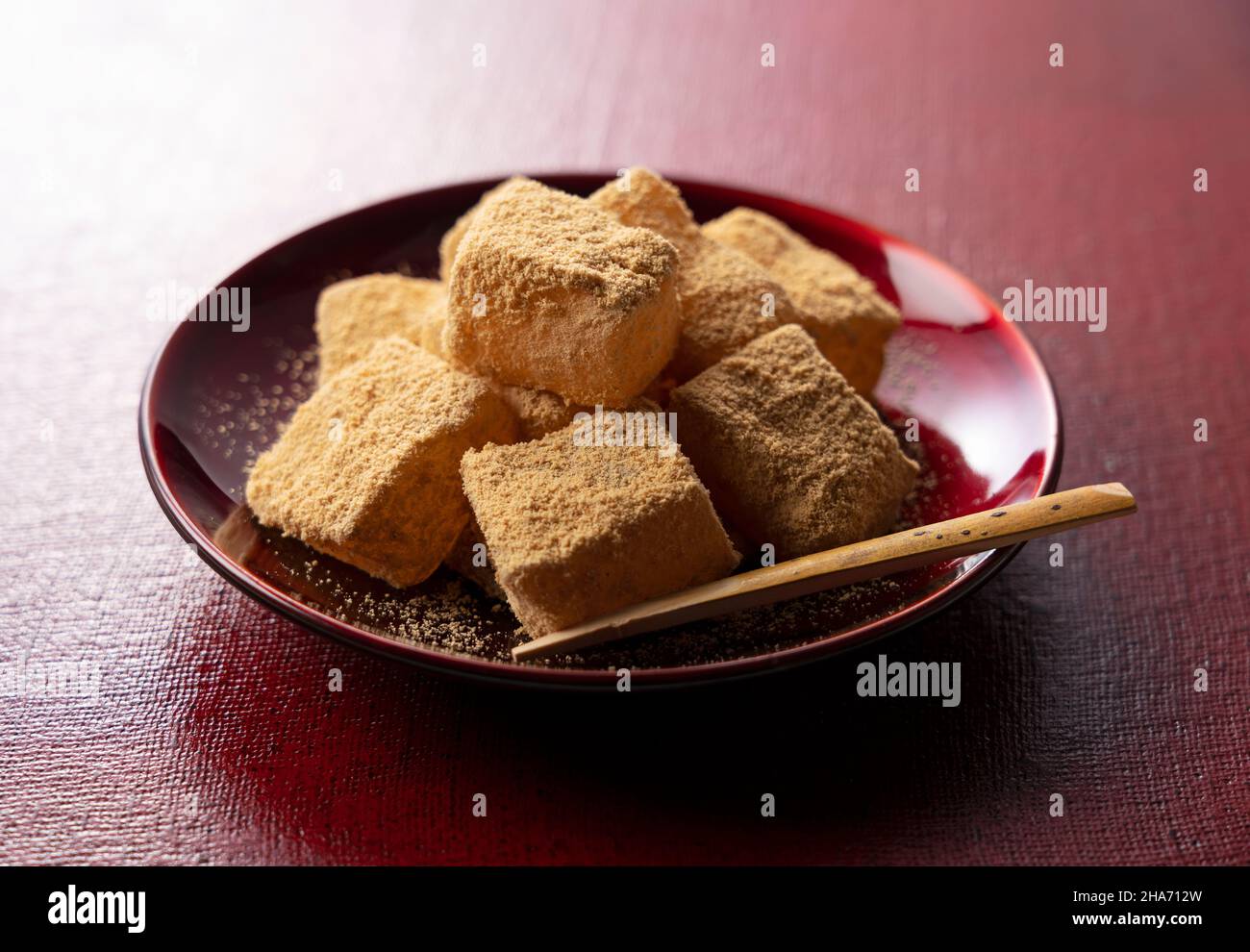 Warabi mochi hi-res stock photography and images - Alamy
