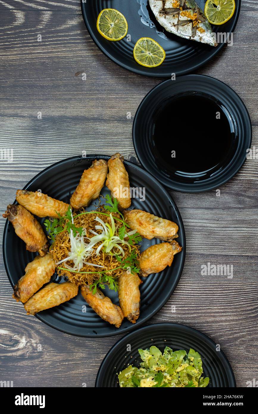 Fried chicken wings with fish sauce is a very special Vietnamese dish with ingredients including