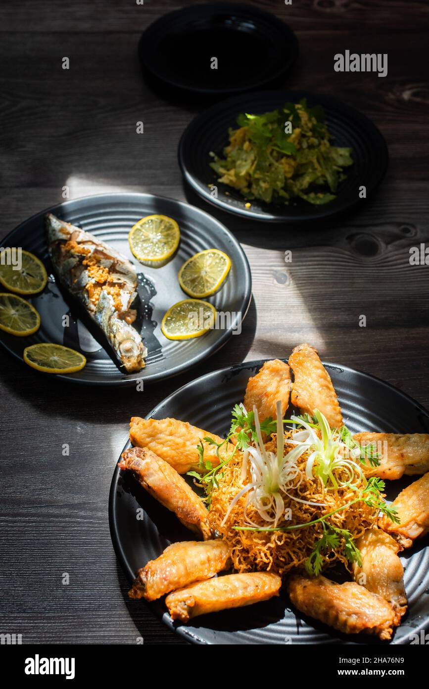 Fried chicken wings with fish sauce is a very special Vietnamese dish with ingredients including