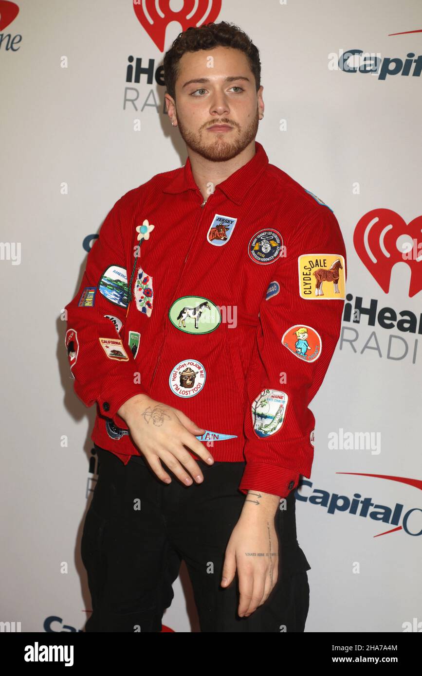 December 10, 2021, New York, New York, USA: Singer BAZZI attends the ...