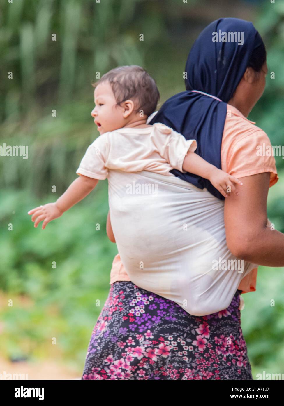 Indian village mother daughter hi-res stock photography and images - Alamy