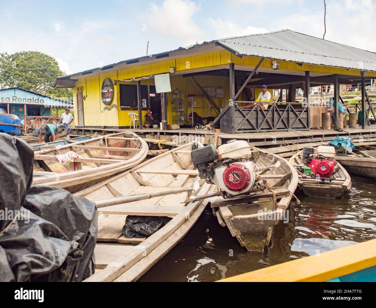 Leticia, Brazil - Dec, 2017: Port of Amazon river in Leticia, during the low water season. Tres fronteras. Three borders. Amazonia. South America. Stock Photo