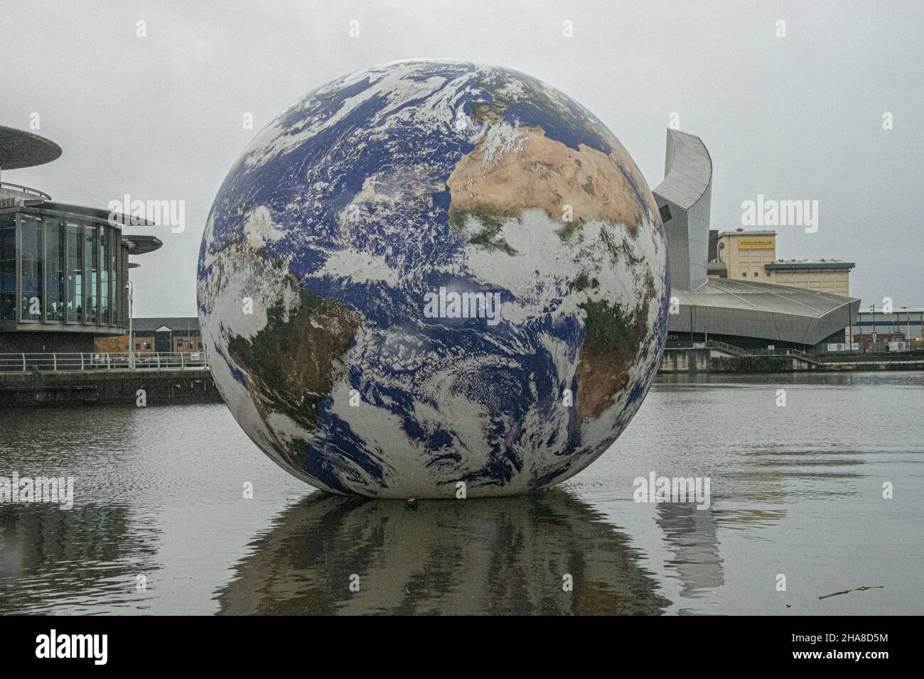 Luke Jerram, Floating Earth, Salford, Media City Stock Photo Alamy