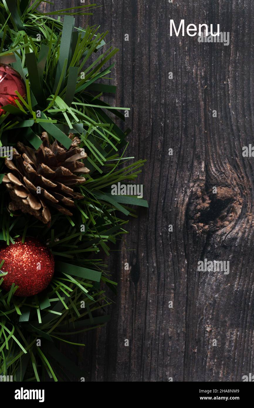 Bạn chuẩn bị cho một bữa tiệc Giáng Sinh tuyệt vời và muốn làm cho những khoảnh khắc tuyệt vời đó thật đặc biệt và đáng nhớ? Hãy lựa chọn thực đơn đầy màu sắc và hình ảnh từ Alamy! Xem qua bức ảnh để tìm nguồn cảm hứng trang trí cho bữa tiệc của bạn nhé!