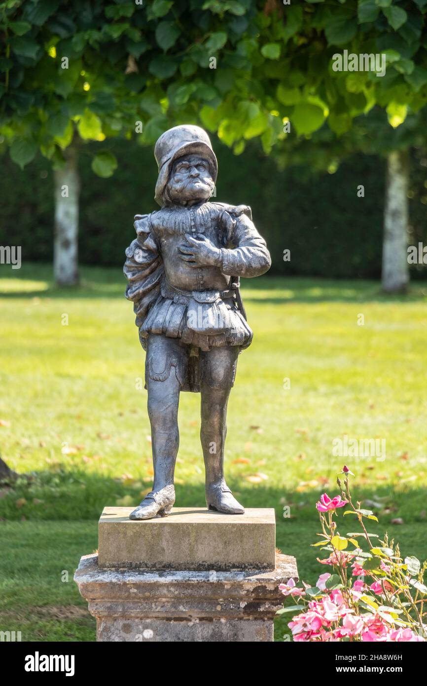 statue in the rose garden at Batemans Rudyard Kiplings house now owned by the national trust in burwash East Sussex Stock Photo