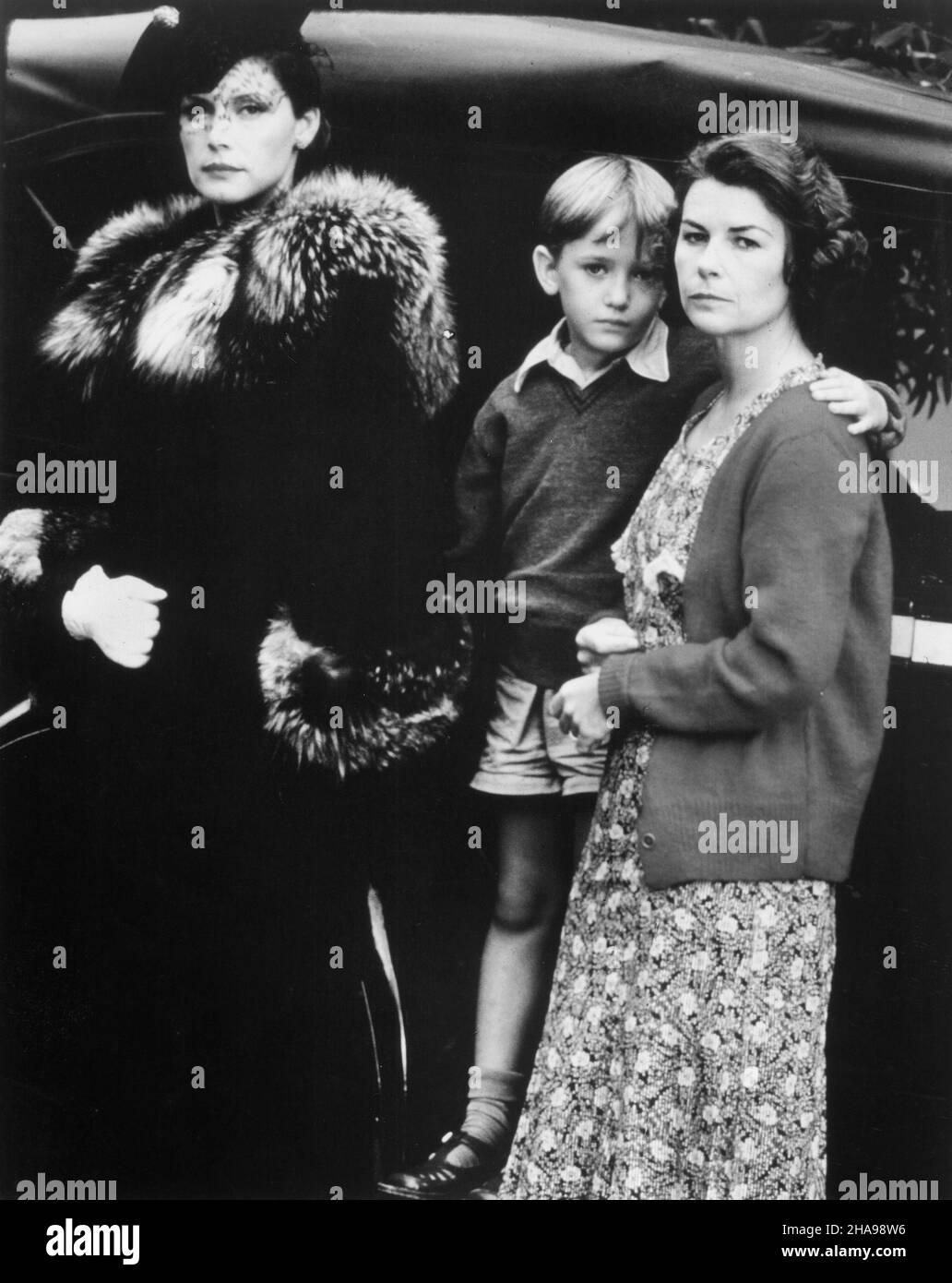 Wendy Hughes, Nicholas Gledhill, Robyn Nevin, on-set of the Film, 'Careful, He Might Hear You', 20th Century-Fox, 1984 Stock Photo