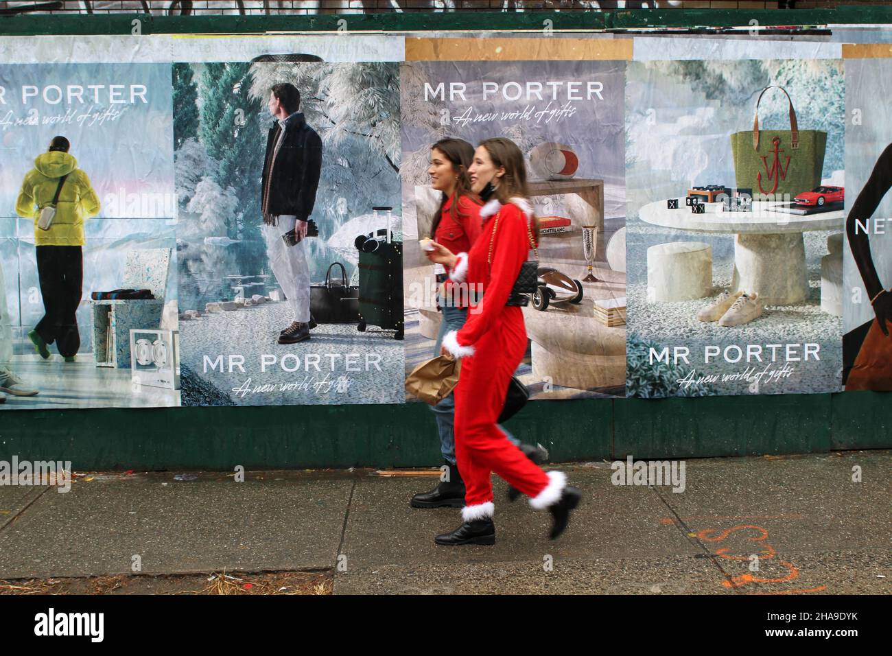 December 11, 2021, New York, New York, USA: December 11,2021  New York , After a year absence the 23rd annual Santacon returned to New York City. (Credit Image: © Bruce Cotler/ZUMA Press Wire) Stock Photo