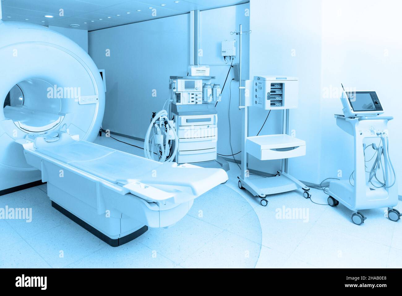 Med Scanner Lab Medical CT or MRI Scan in the modern hospital laboratory. Interior of ...