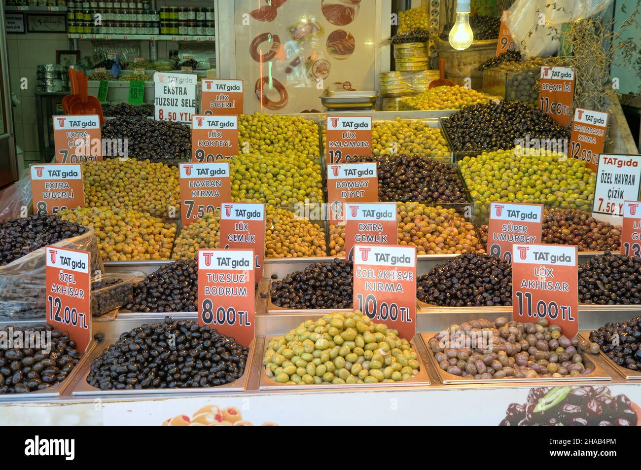 gastronomy and culture in Turkey green and black olives a mediterranean food in Istanbul's Grand Bazaar Stock Photo