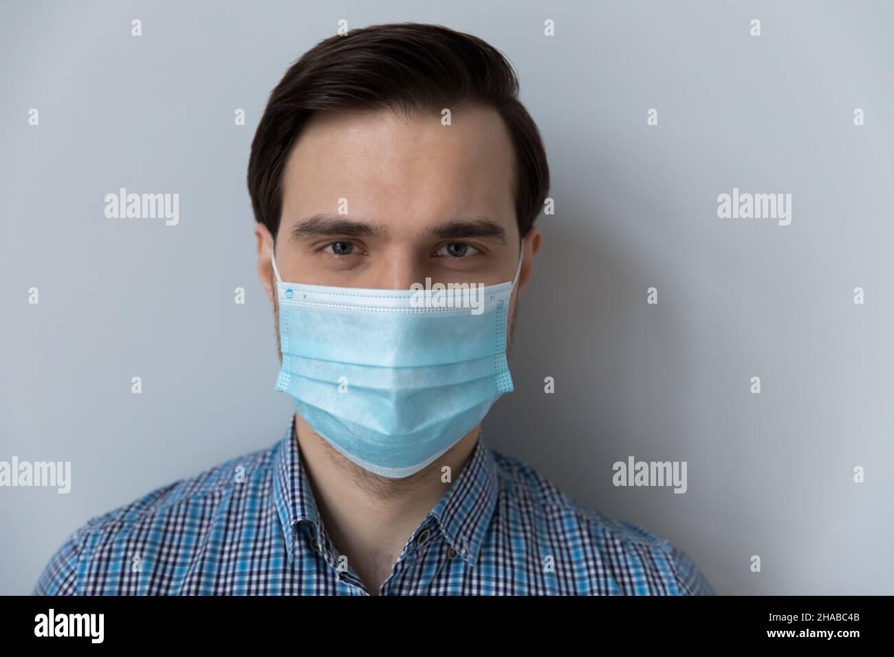 How to wear face mask hi-res stock photography and images - Alamy