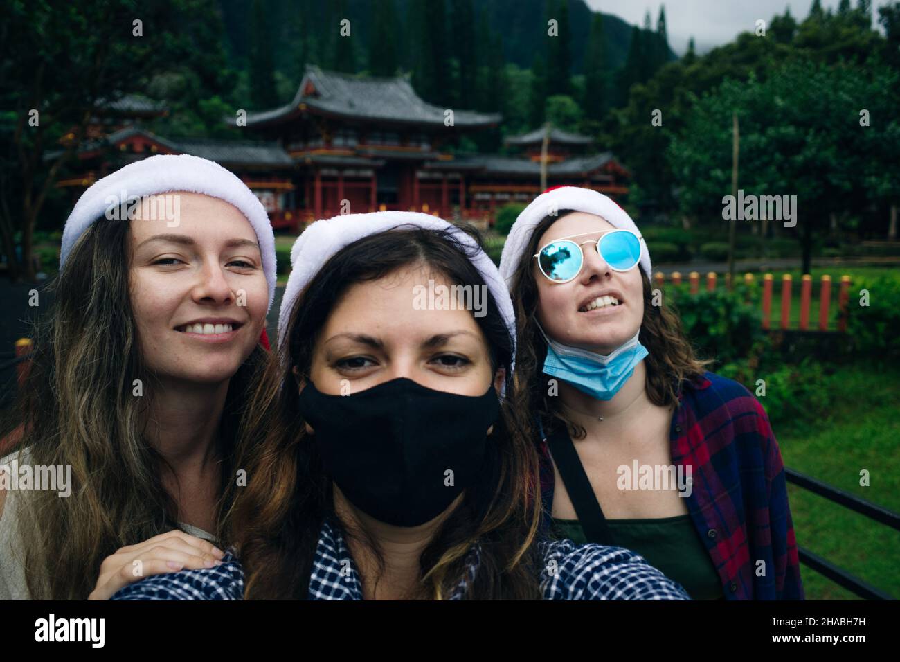 Byodo in buddhist temple oahu hawaii stock photo alamy