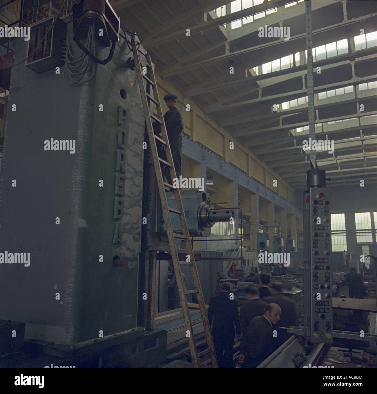Fabryka urz1dzen mechanicznych ponar poreba hi-res stock photography and  images - Alamy