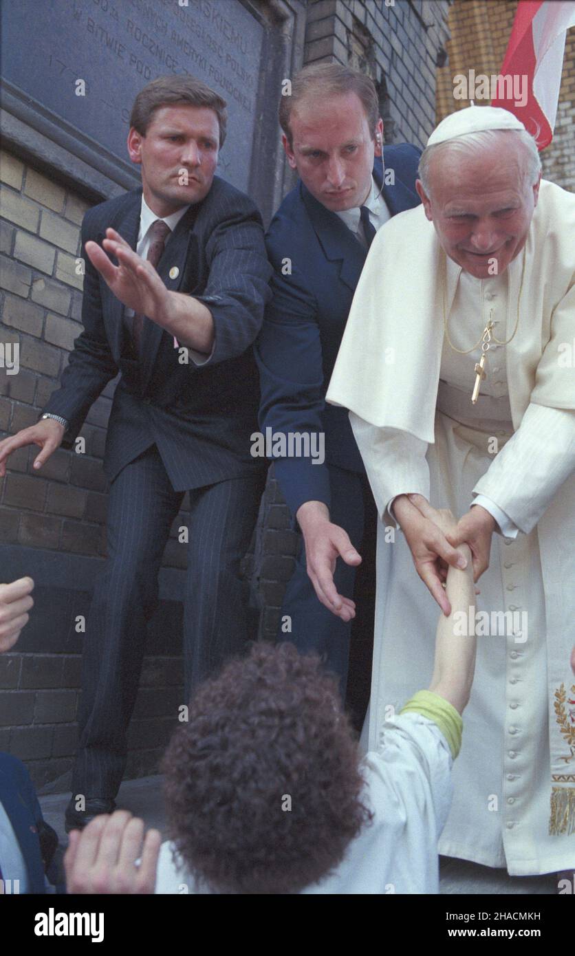 POST OF POPE JOHN PAUL NEXT TO A LINGERIE SHOP, VIA DEL CORSO, ROME, ITALY,  Stock Photo, Picture And Rights Managed Image. Pic. GPT-ITPF0030