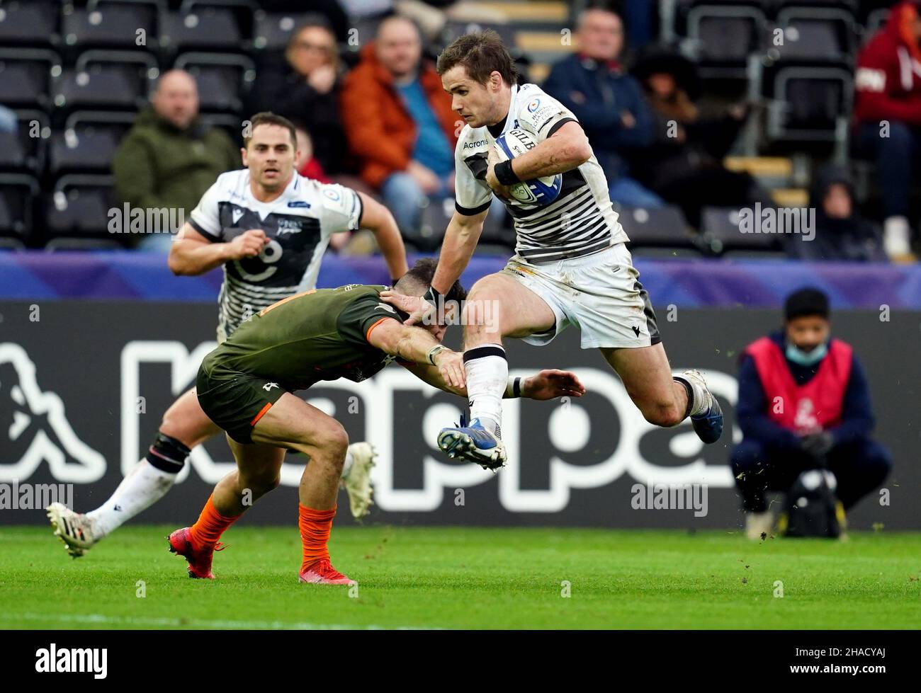 Luke morgan ospreys hi-res stock photography and images - Alamy