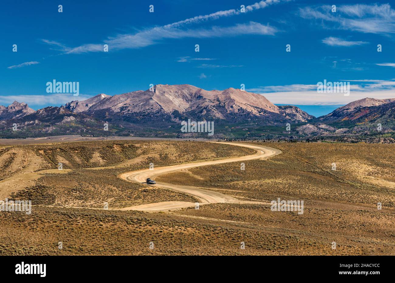 Wind River Range, sagebrush steppe, Lander Cutoff Road (CR 132), following Continental Divide, Wyoming, USA Stock Photo