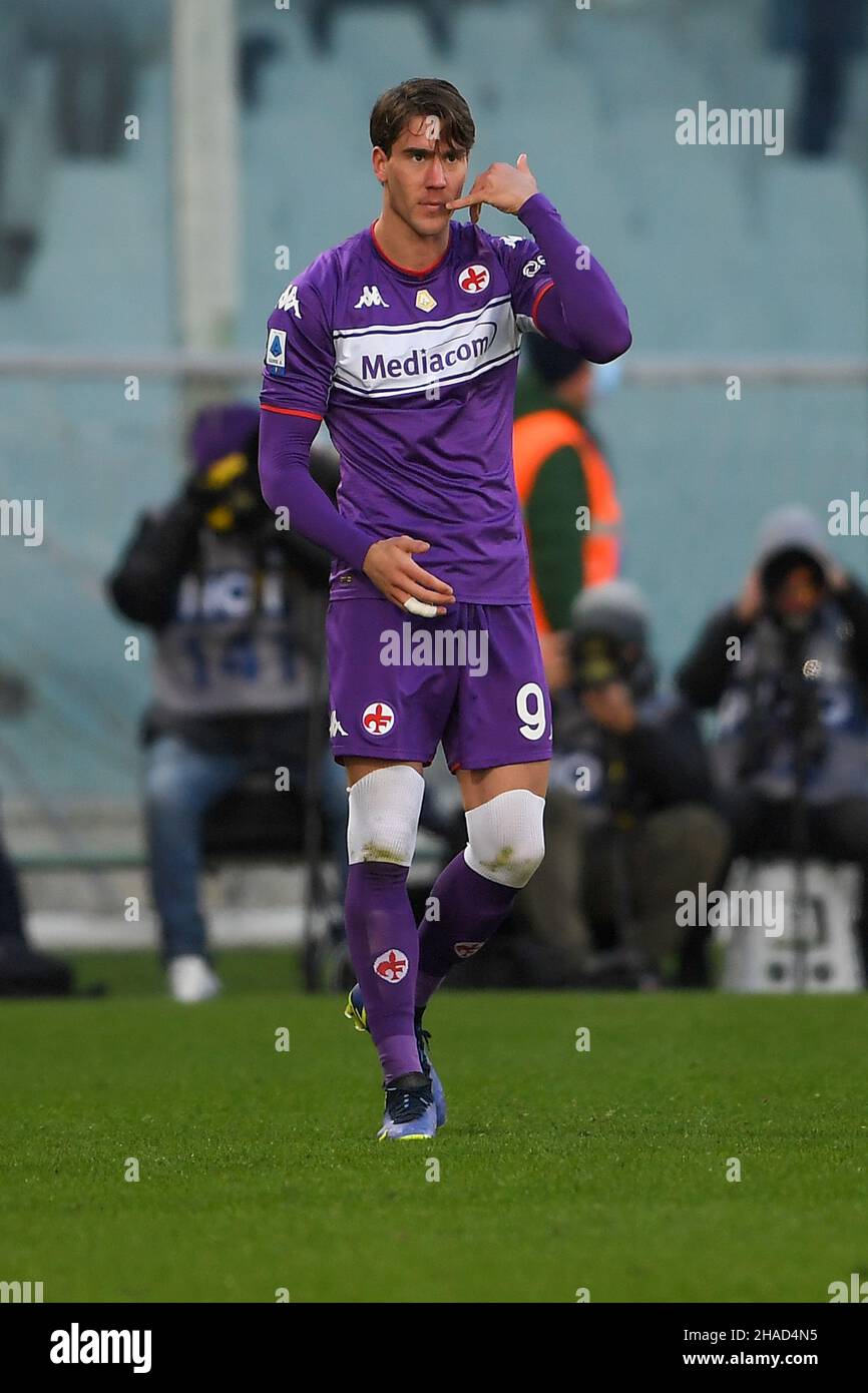 The player of acf fiorentina dusan vlahovic hi-res stock photography and  images - Page 2 - Alamy