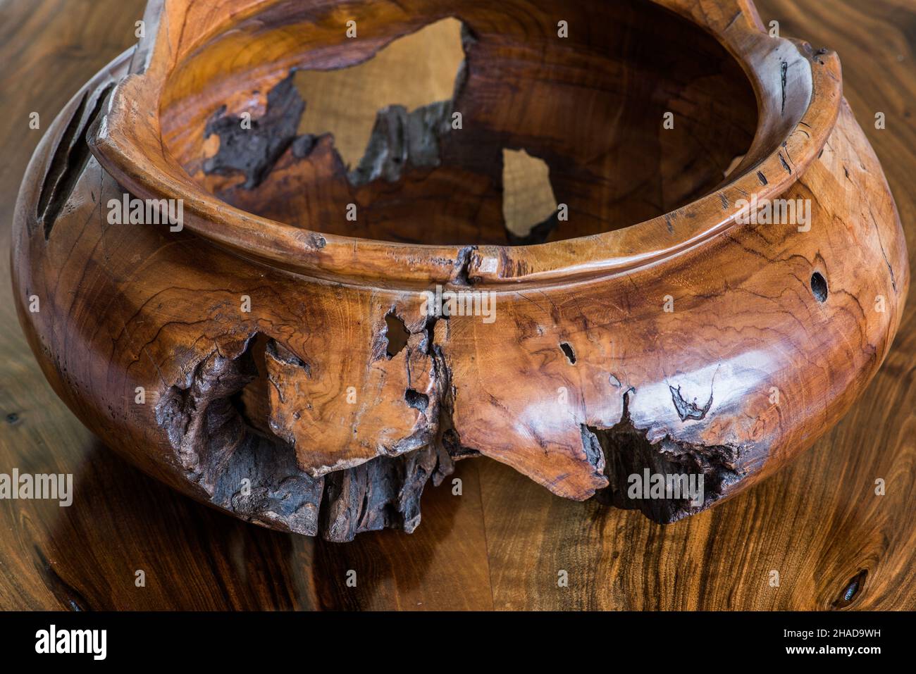 Wood turning finishes hires stock photography and images Alamy