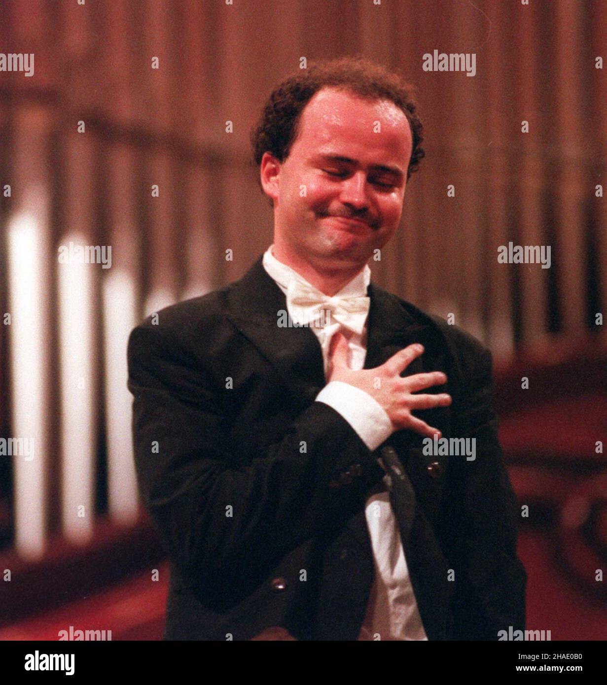 WARSZAWA, 10.10.1995 R. Polski pianista Filip Wojciechowski podczas przes³uchañ  na XIII Miedzynarodowy Konkurs Pianistyczny im. Fryderyka Chopina. PAP-ANDRZEJ RYBCZYÑSKI  K19229 /DW/ Stock Photo