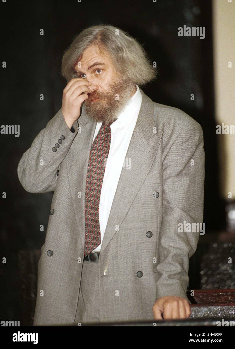 Warszawa, 23.05.1995. Proces 6 bankowców w tzw. w¹tku bankowym afery Art-B, w s¹dzie wojewódzkim w Warszawie. N/z b. wiceminister finansów Wojciech Misi¹g jako œwiadek. (kru) PAP/Adam Urbanek Warsaw, 23.05.1995. Art-B banker trial in the Provincial Court in Warsaw. Picturd: Wojciech Misiag, former Deputy Minister of Finance, as a witness. (kru) PAP/Adam Urbanek Stock Photo