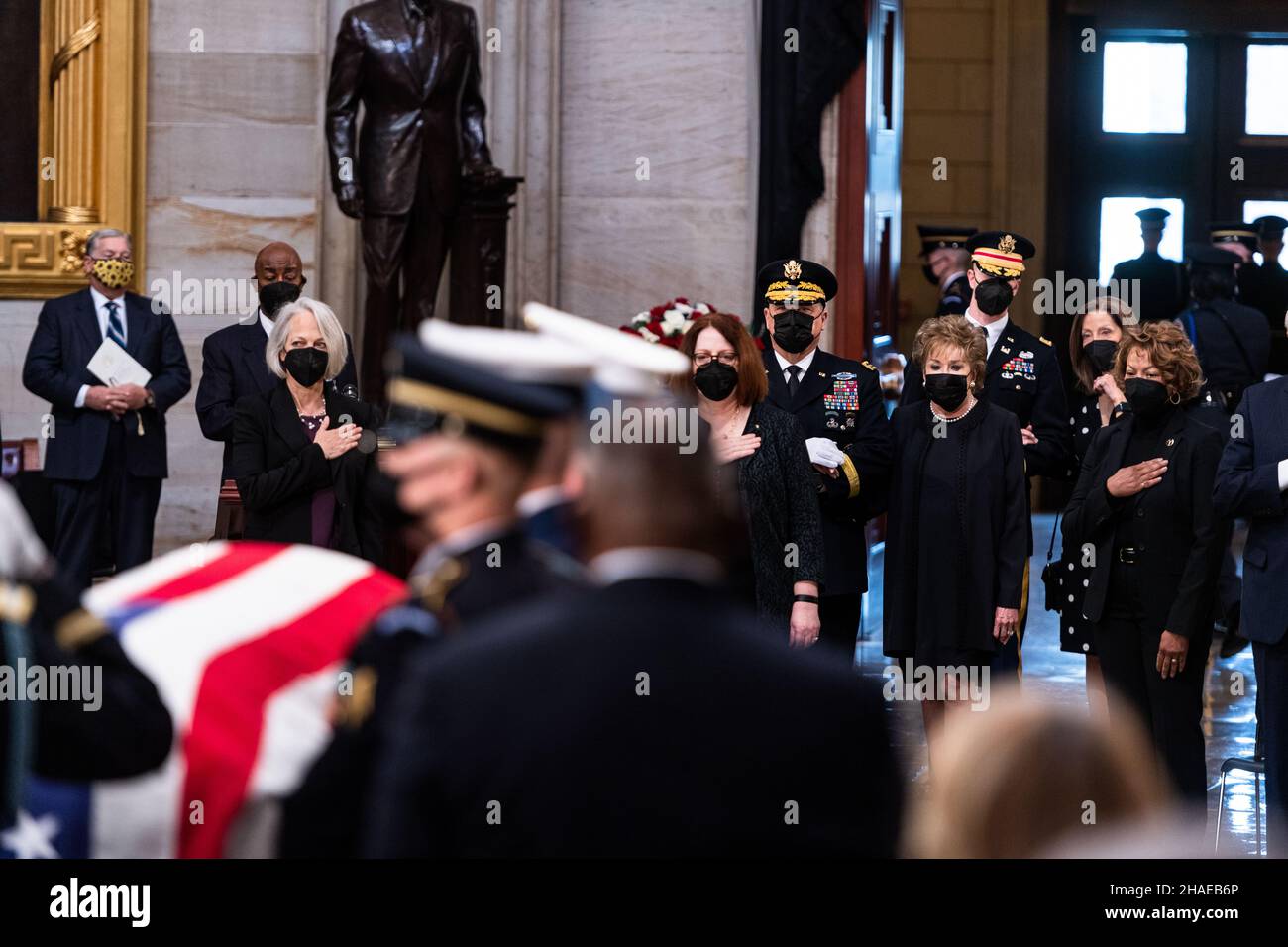 Washington, United States Of America. 09th Dec, 2021. Washington, United States of America. 09 December, 2021. Former U.S. Senator Elizabeth Dole, looks on as the Armed Forces honor guard carry the flag-draped casket of her husband, former Senator Robert Dole, into the Rotunda of the U.S. Capitol, December 9, 2021 in Washington, DC Senator Dole died at age 98 following a lifetime of service to the nation. Credit: Sgt. Zachery Perkins/U.S. Army/Alamy Live News Stock Photo