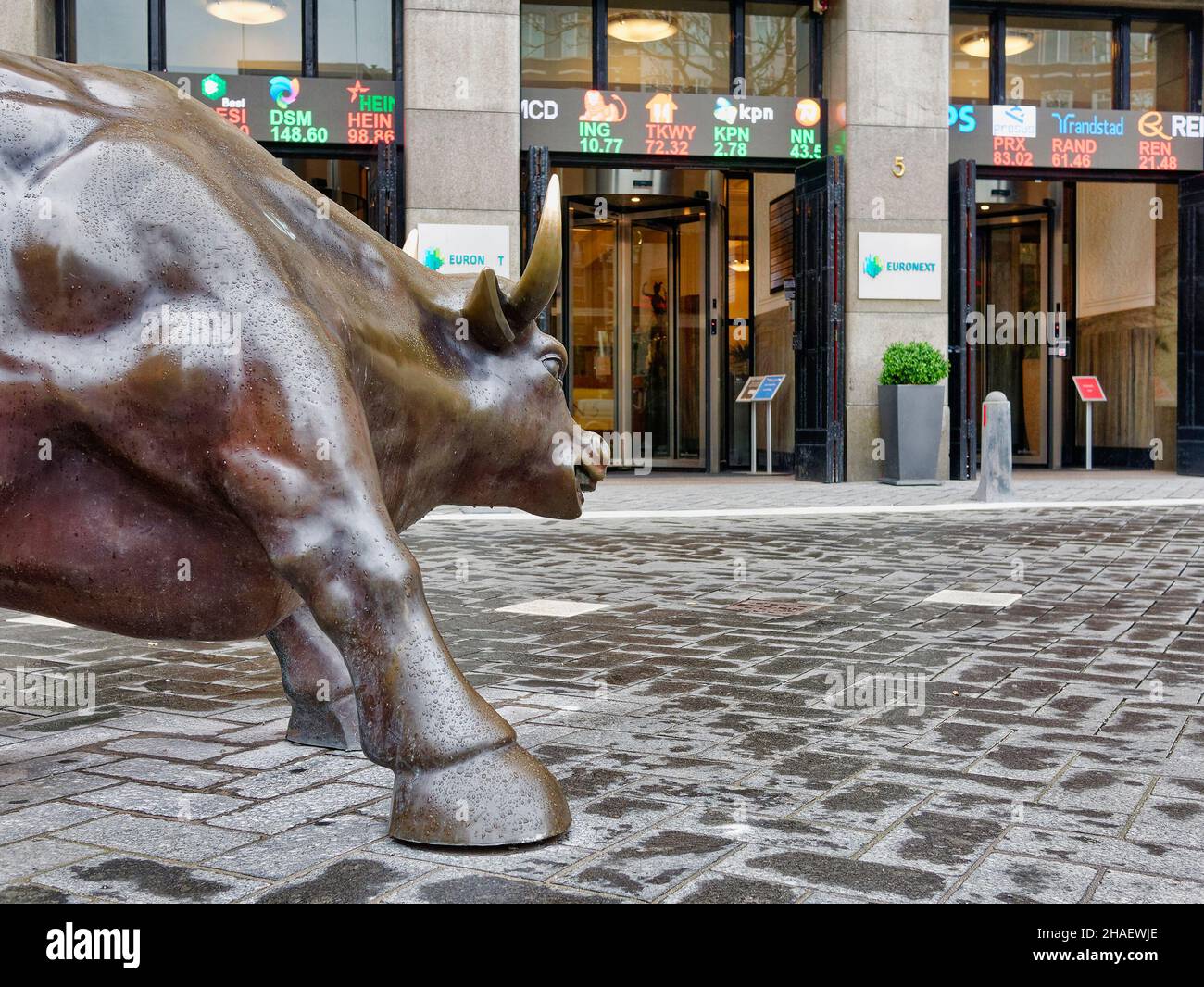 Amsterdam, The Netherlands - 6th august 2021 - Entrance of the new Stock Exchange AEX buidling in the center of Amsterdam Stock Photo