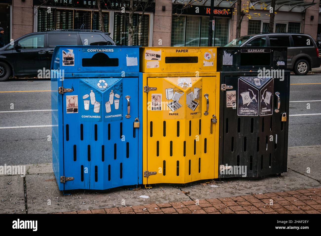 public garbage and recylcing bins vancouver canada Stock Photo Alamy