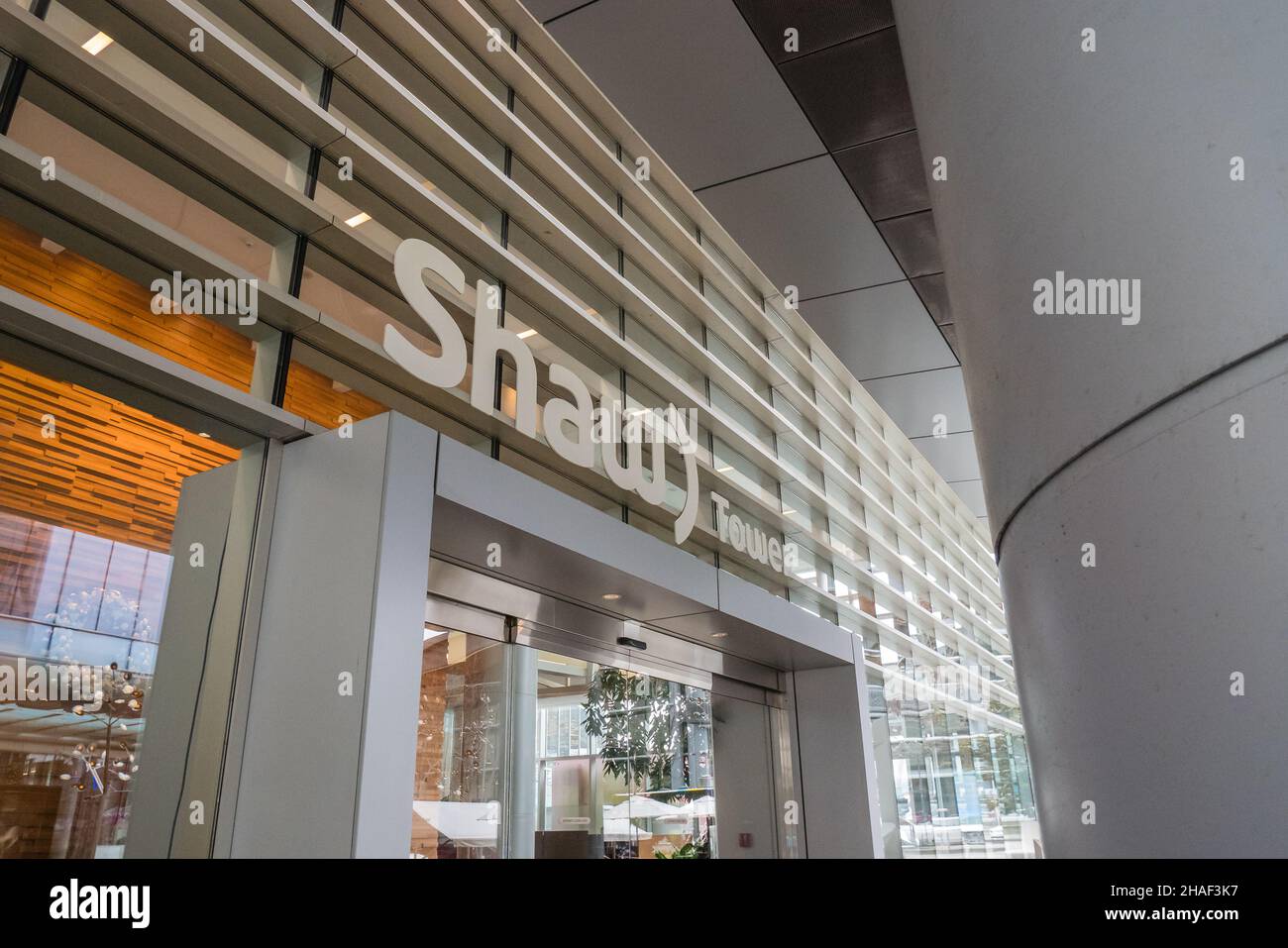 Shaw Tower, located at 1067 W. Cordova St in Downtown Vancouver's Coal Harbour, in British Columbia, Canada, is home to Shaw Communications' headquart Stock Photo