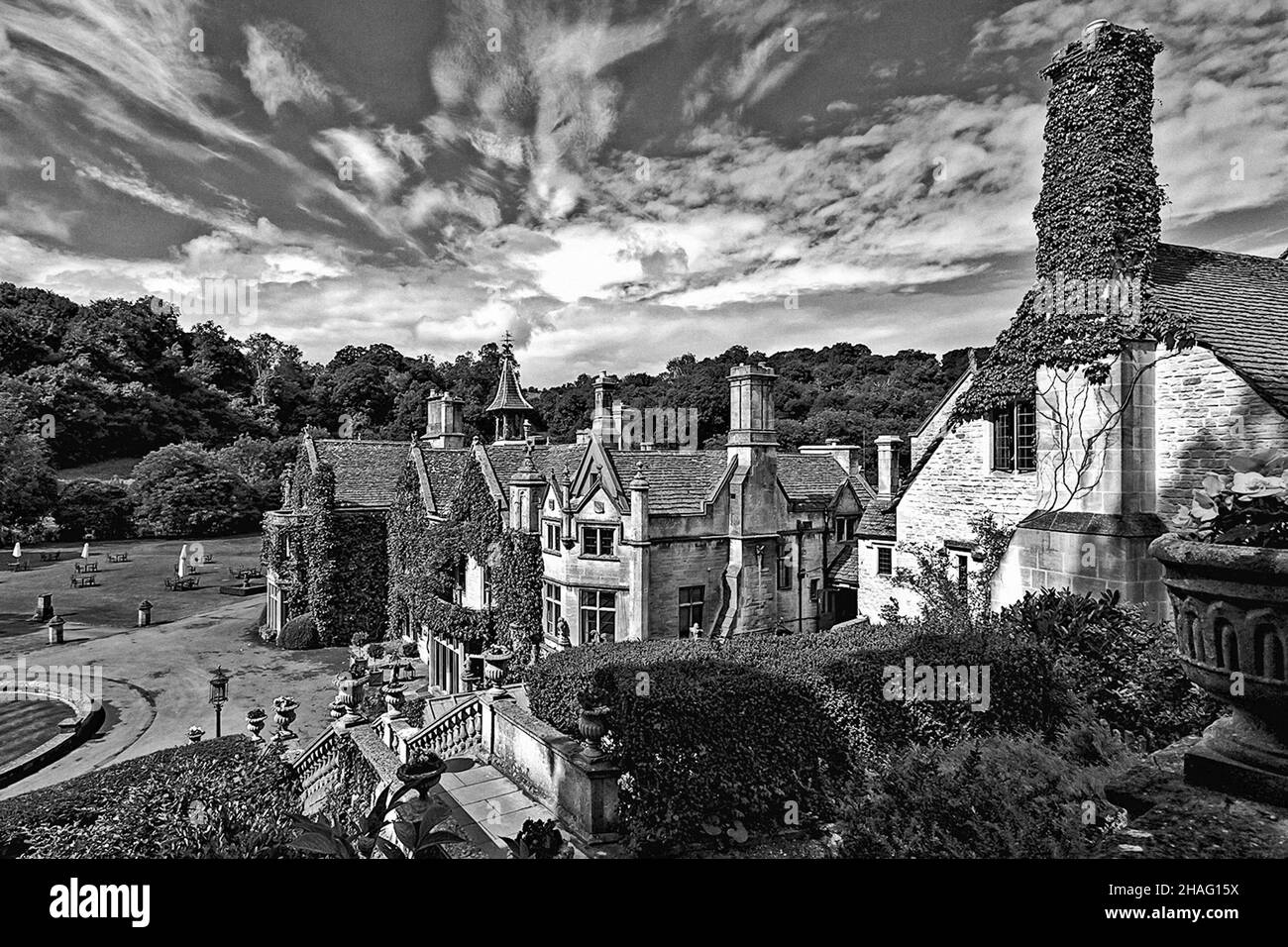 Manor house castle combe hi-res stock photography and images - Alamy