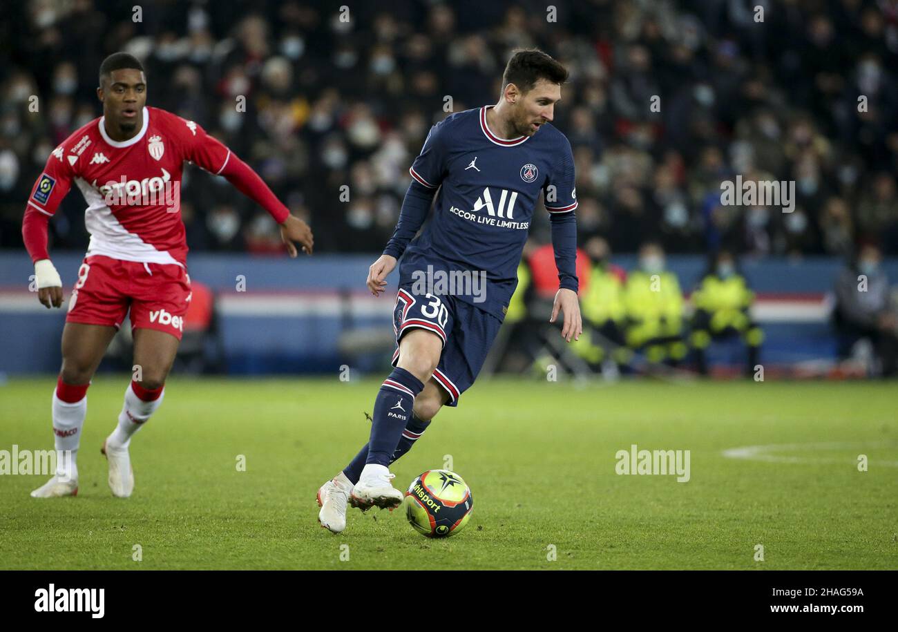 Messi paris saint germain hi-res stock photography and images - Page 19 -  Alamy