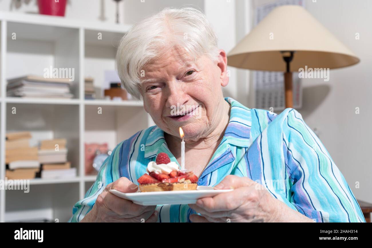 Happy old grandmother little hi-res stock photography and images - Alamy