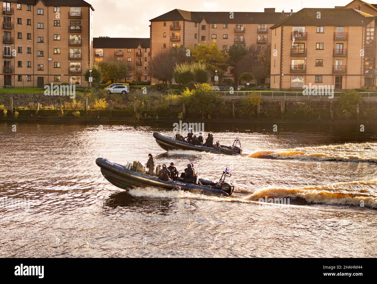 UK Ministry of Defence Police on patrol on the River Clyde in Glasgow for COP26 Stock Photo