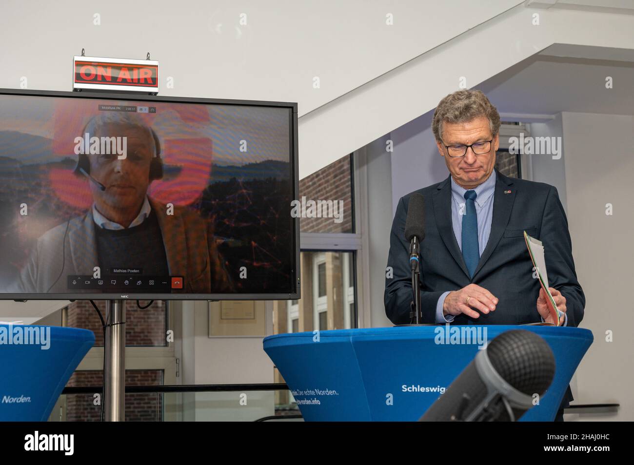 Digitale Pressekonferenz im Wirtschaftsministerium in Kiel zum Thema Funknetzabdeckung. Wirtschaftsminister Dr. Bernd Buchholz zieht Zwischenbilanz Stock Photo
