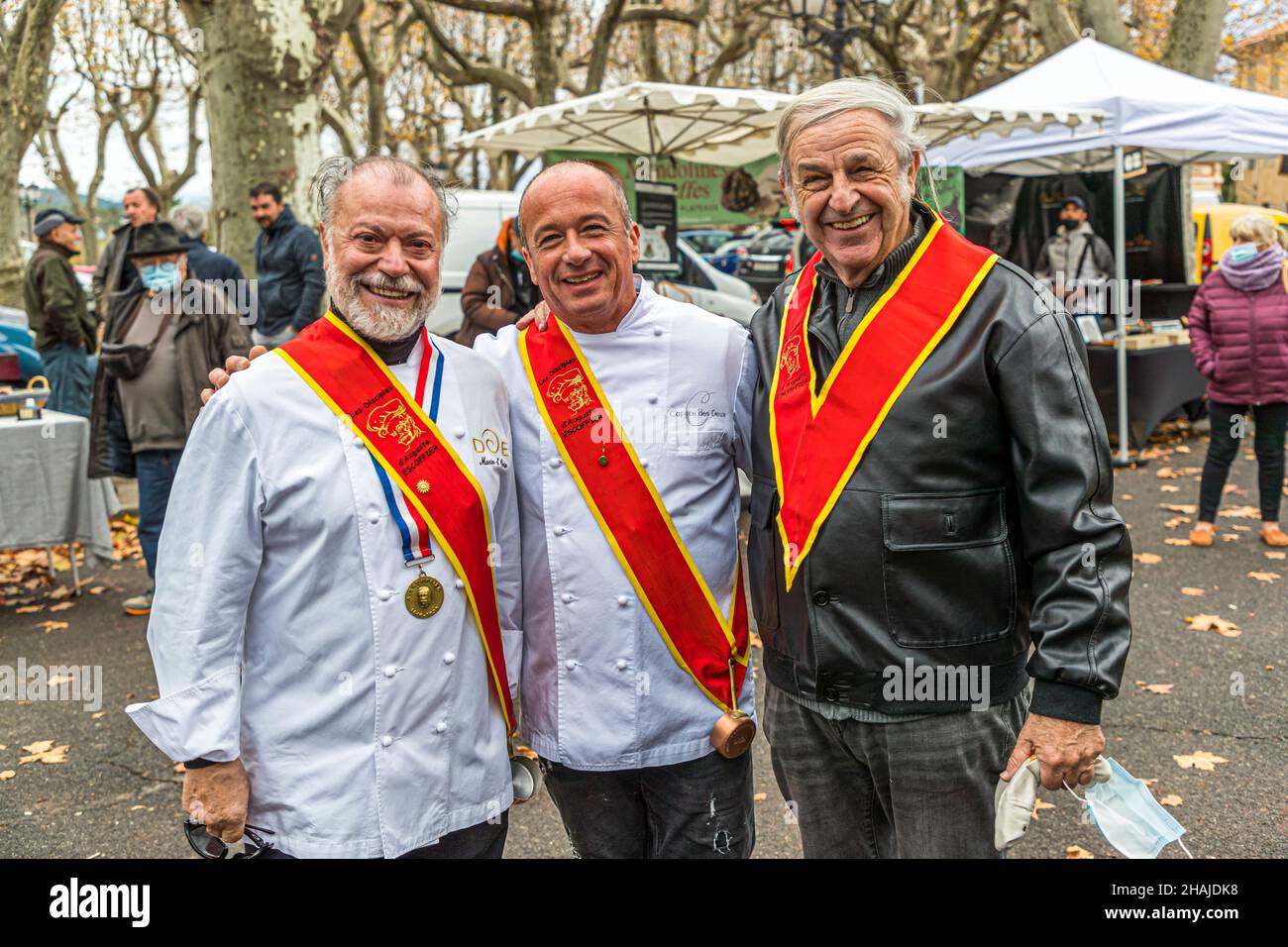 Truffle market in Aups: season opening on the first Thursday of December 2021 by Philippe De Santis in Aups, France. Philippe De Santis is the president of the truffle farmers syndicate Stock Photo