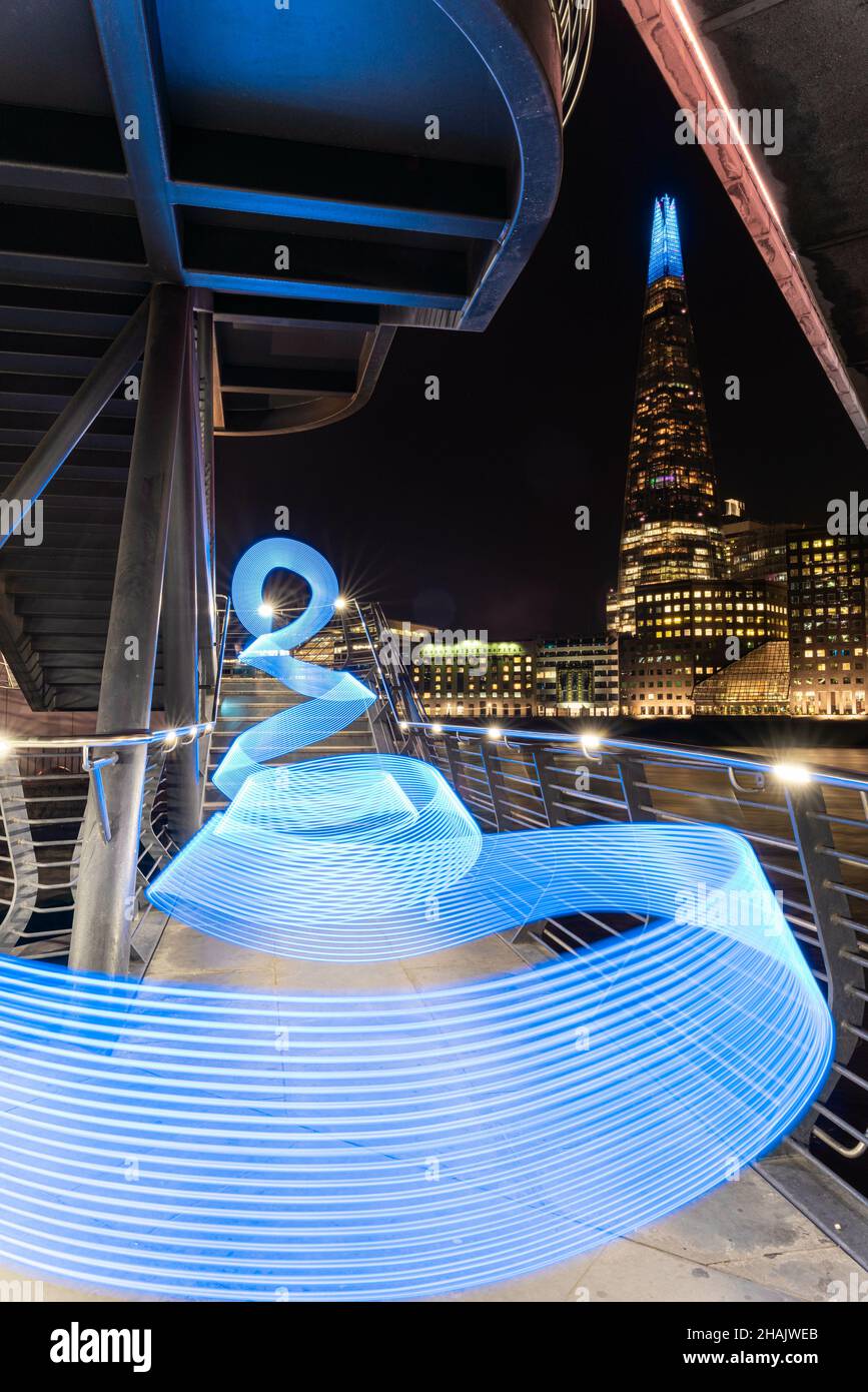 Vertical shot of the Shard. The Shard of Glass, Shard London Bridge ...