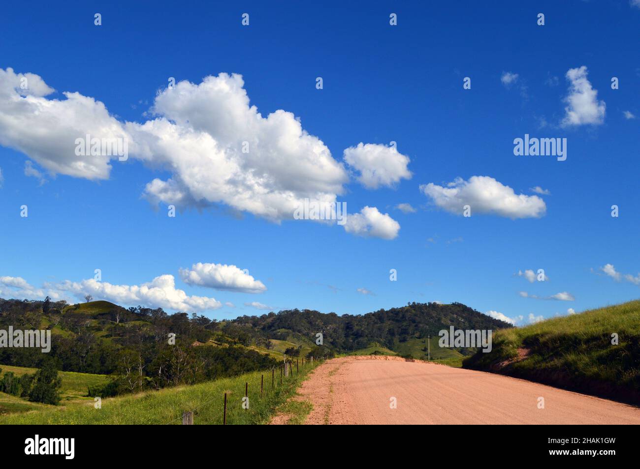 A dirt road in a rural area of Australia Stock Photo - Alamy