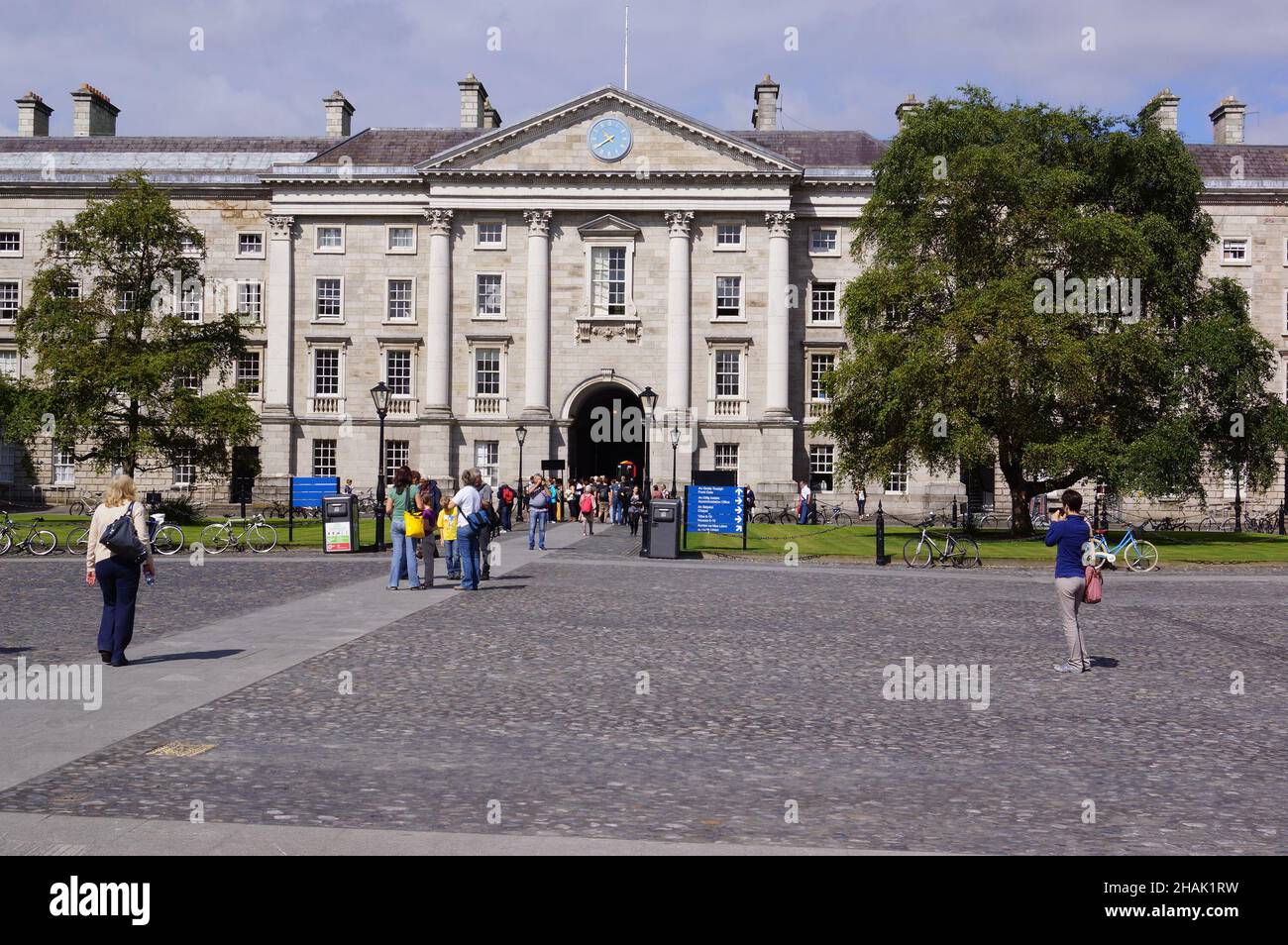 TRINITY COLLEGE DUBLIN ECONOMICS RANKING visual data 8