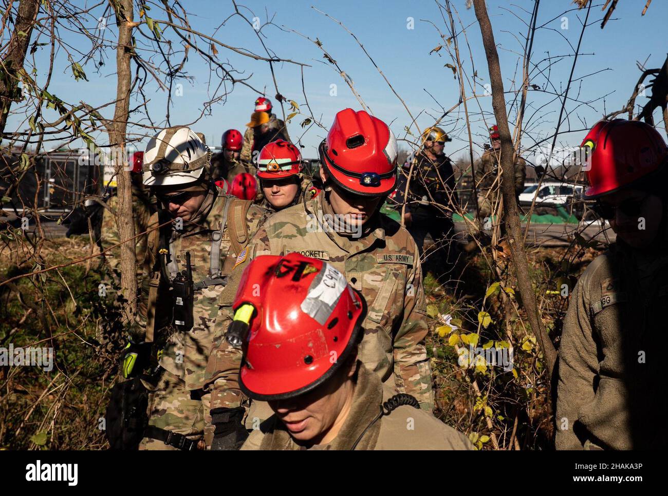 Mayfield, Kentucky, USA. 12th Dec, 2021. Army Guardsmen with the 301st Chemical Battalion and Air Guardsmen with the 123rd Airlift Wing continue search and rescue missions in Mayfield. (Credit Image: © Spc. Brett Hornback/Kentucky National Guard via ZUMA Press Wire Service) Stock Photo