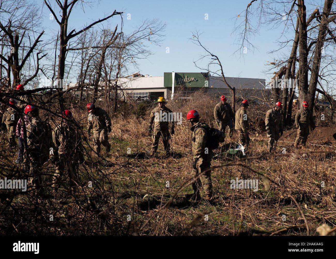 Mayfield, Kentucky, USA. 12th Dec, 2021. Army Guardsmen with the 301st Chemical Battalion and Air Guardsmen with the 123rd Airlift Wing continue search and rescue missions. (Credit Image: © Spc. Brett Hornback/Kentucky National Guard via ZUMA Press Wire Service) Stock Photo