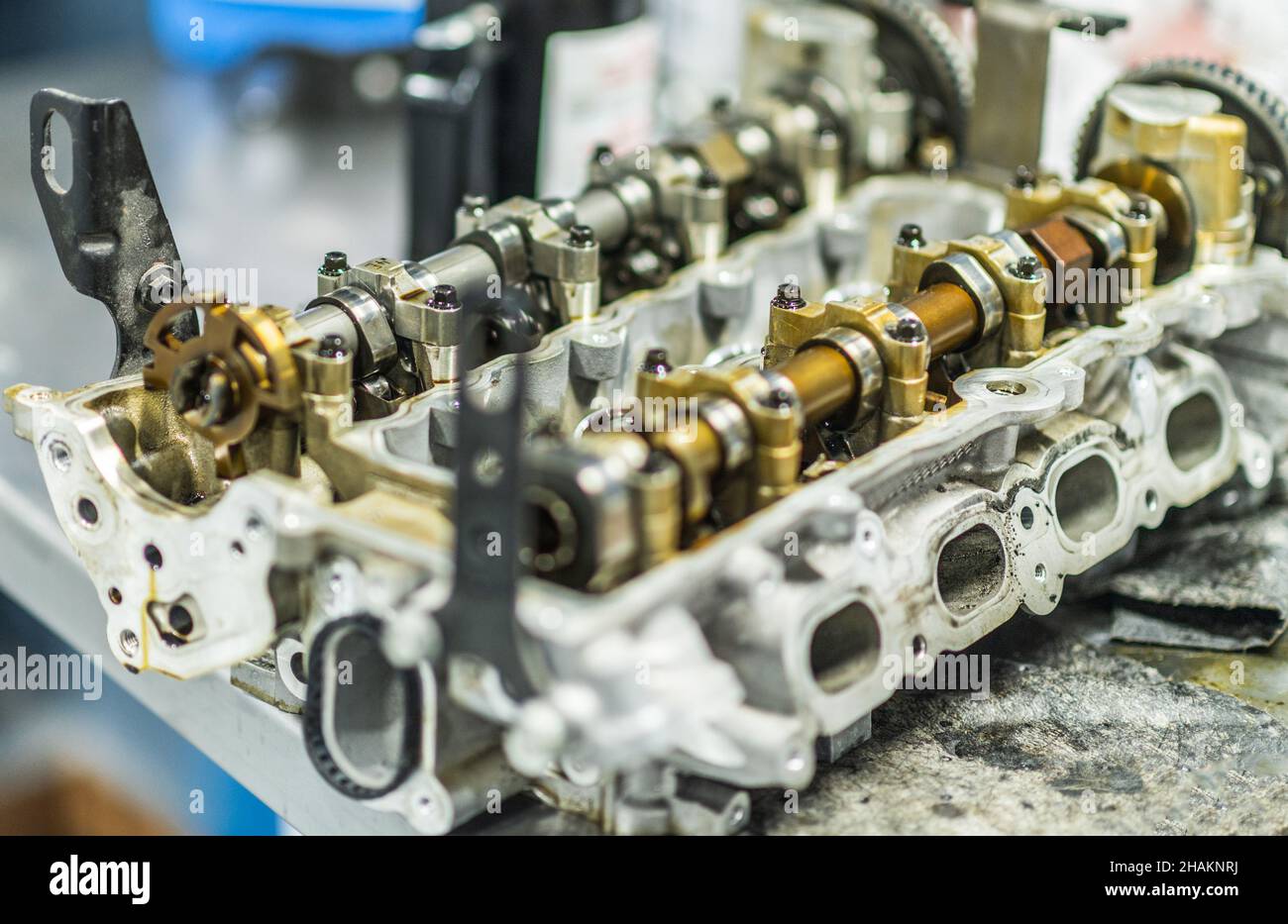 Cumshaft hires stock photography and images Alamy