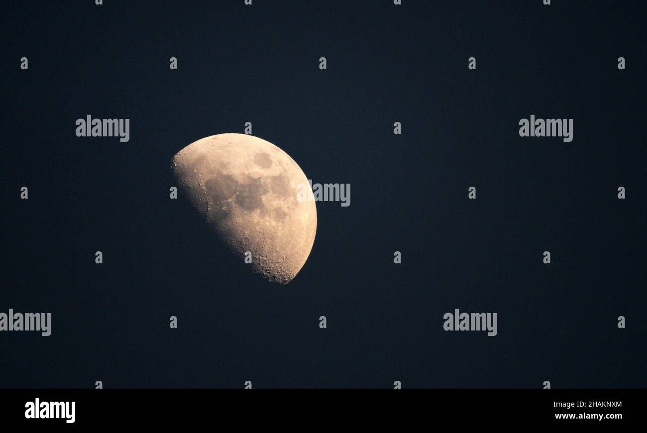 Moon closeup sky hi-res stock photography and images - Alamy