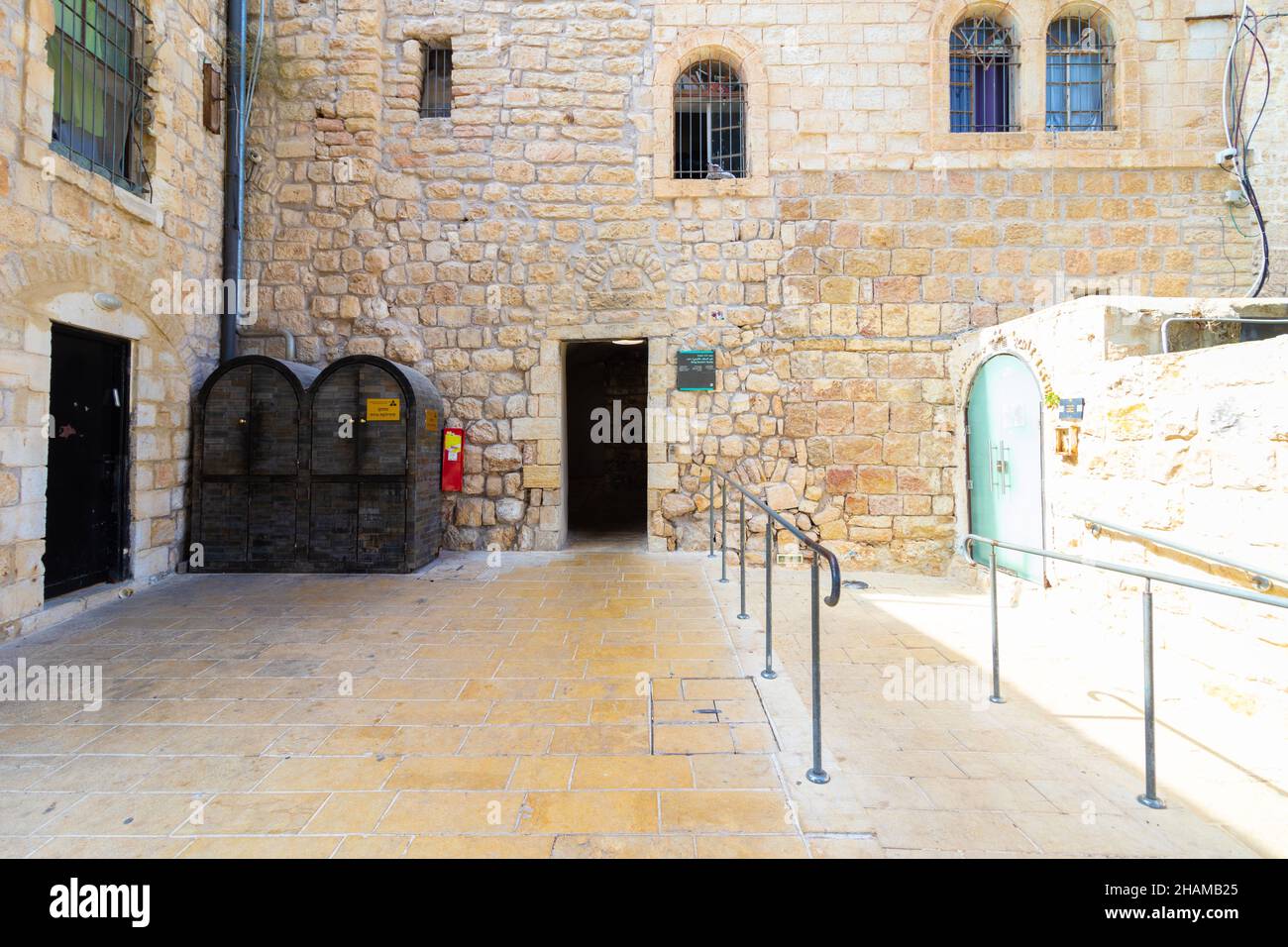 jerusalem-israel. 13-10-2021. The entrance to the famous Holy Tomb of king David complex, in the Jewish Quarter of the Old City of Jerusalem Stock Photo