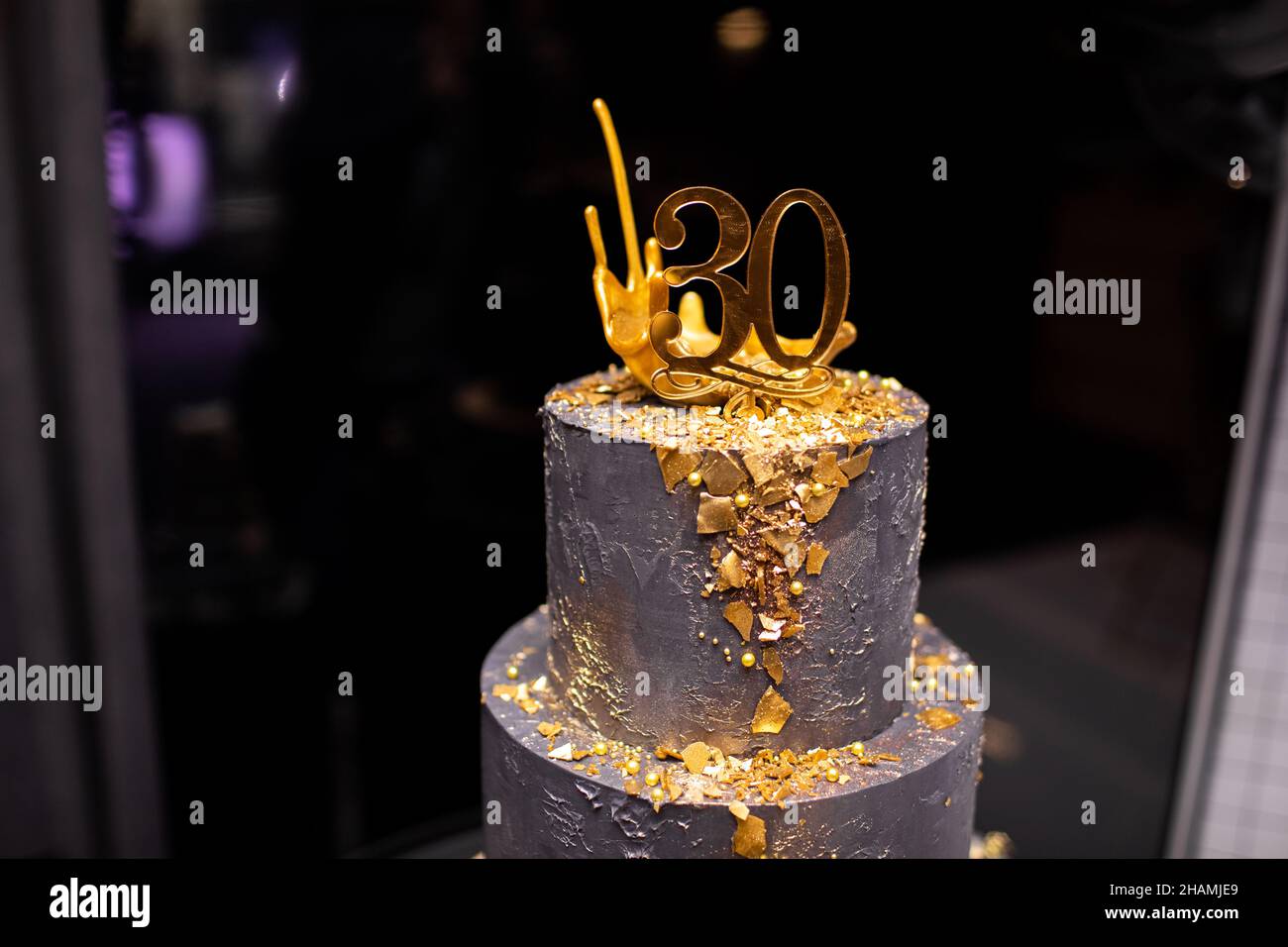 Share more than 135 gold bar cake latest in.eteachers