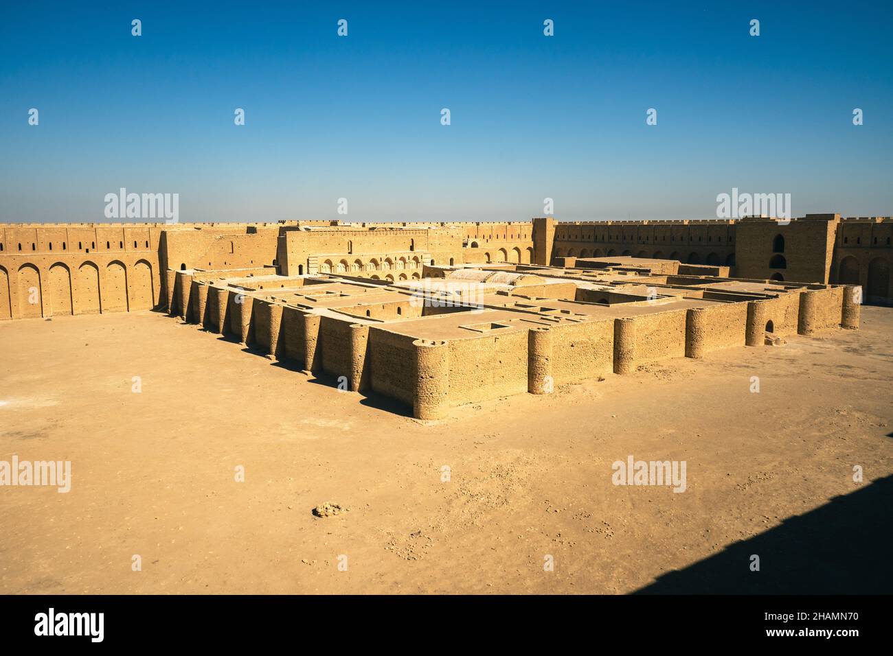 Ukhaidir palace hi-res stock photography and images - Alamy
