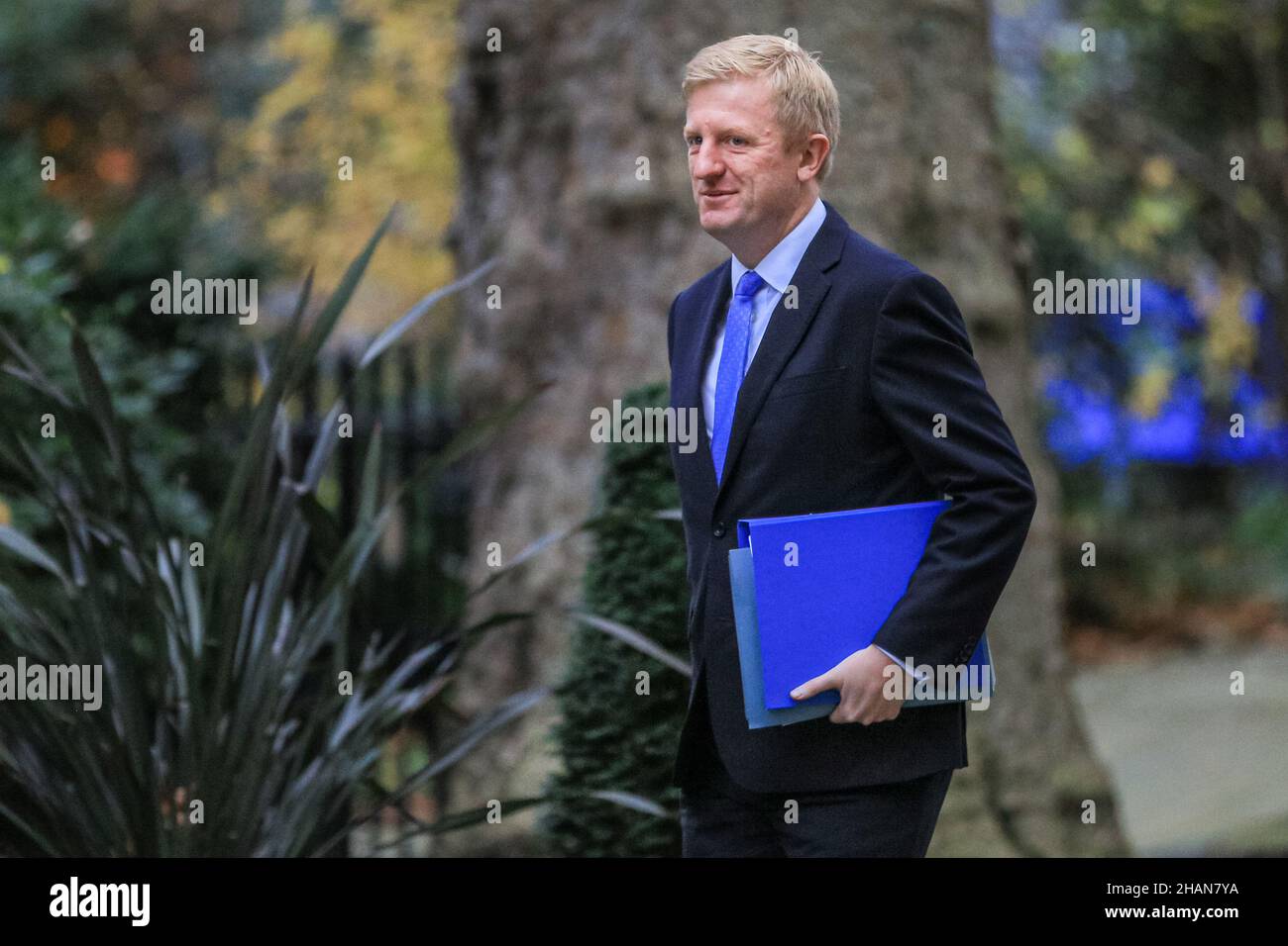 Politician without face mask hi-res stock photography and images - Alamy