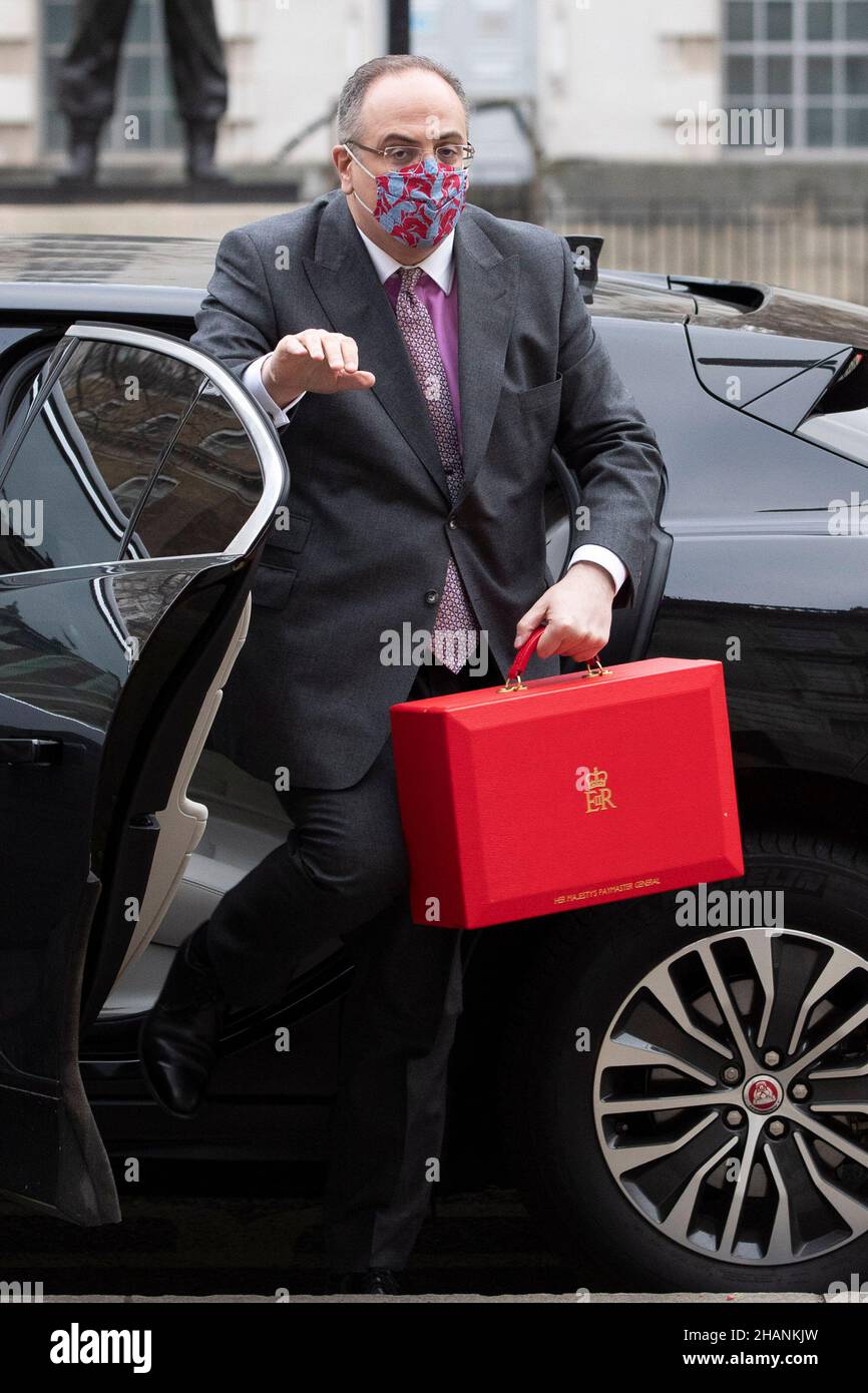 Paymaster General of the United Kingdom MP Michael Ellis arrives at the Office on White