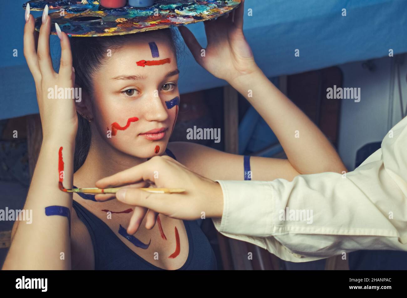 Pose man male painted paint hires stock photography and images Alamy