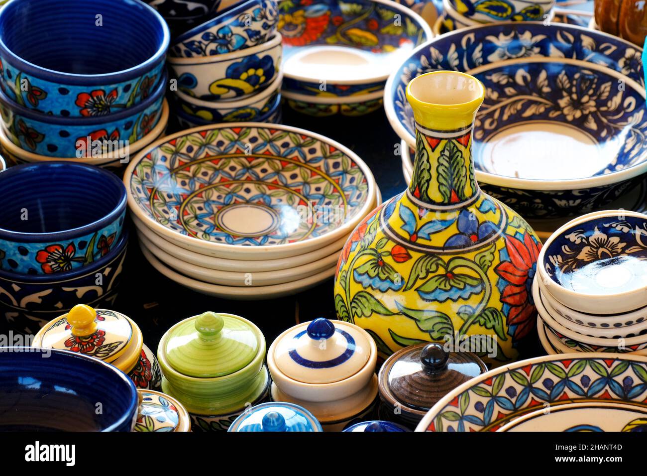 Ceramics showcase hires stock photography and images Alamy