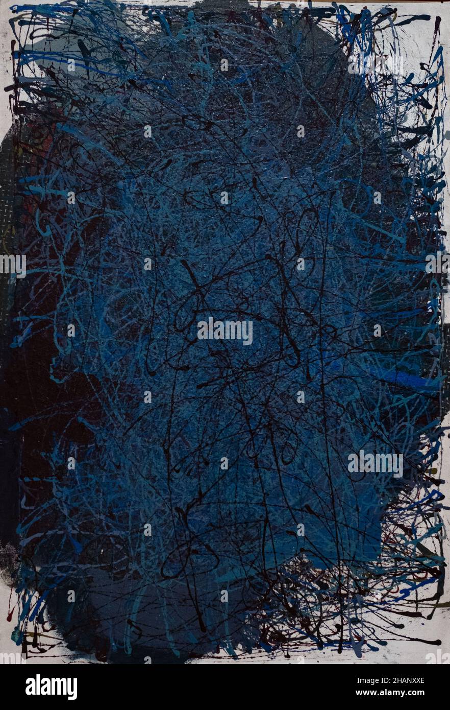 BETWEEN COLLECTIVISM AND INDIVIDUALISM — JAPANESE AVANTGARDE IN THE