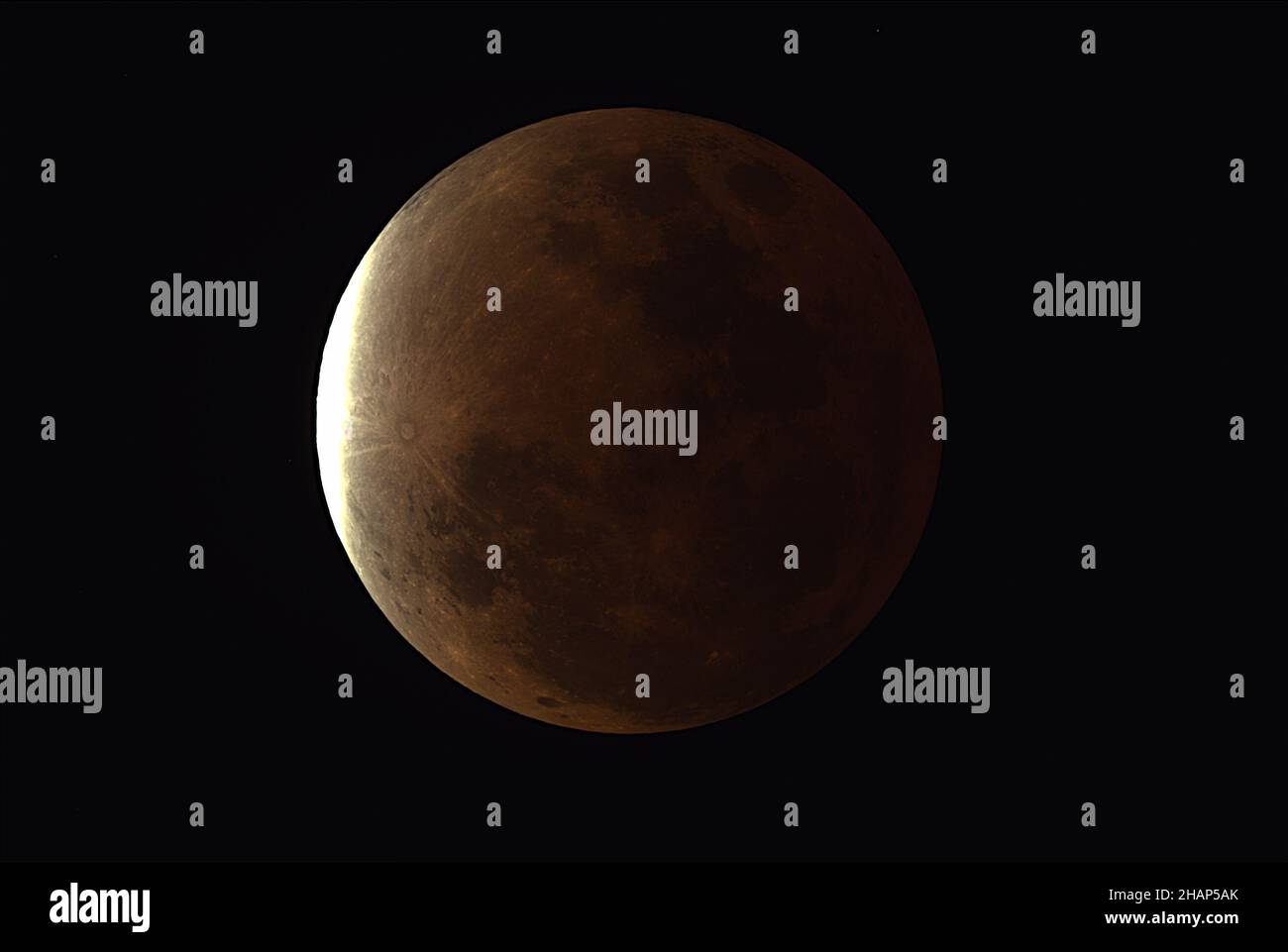 November 19 2021 Lunar Eclipse Stock Photo Alamy