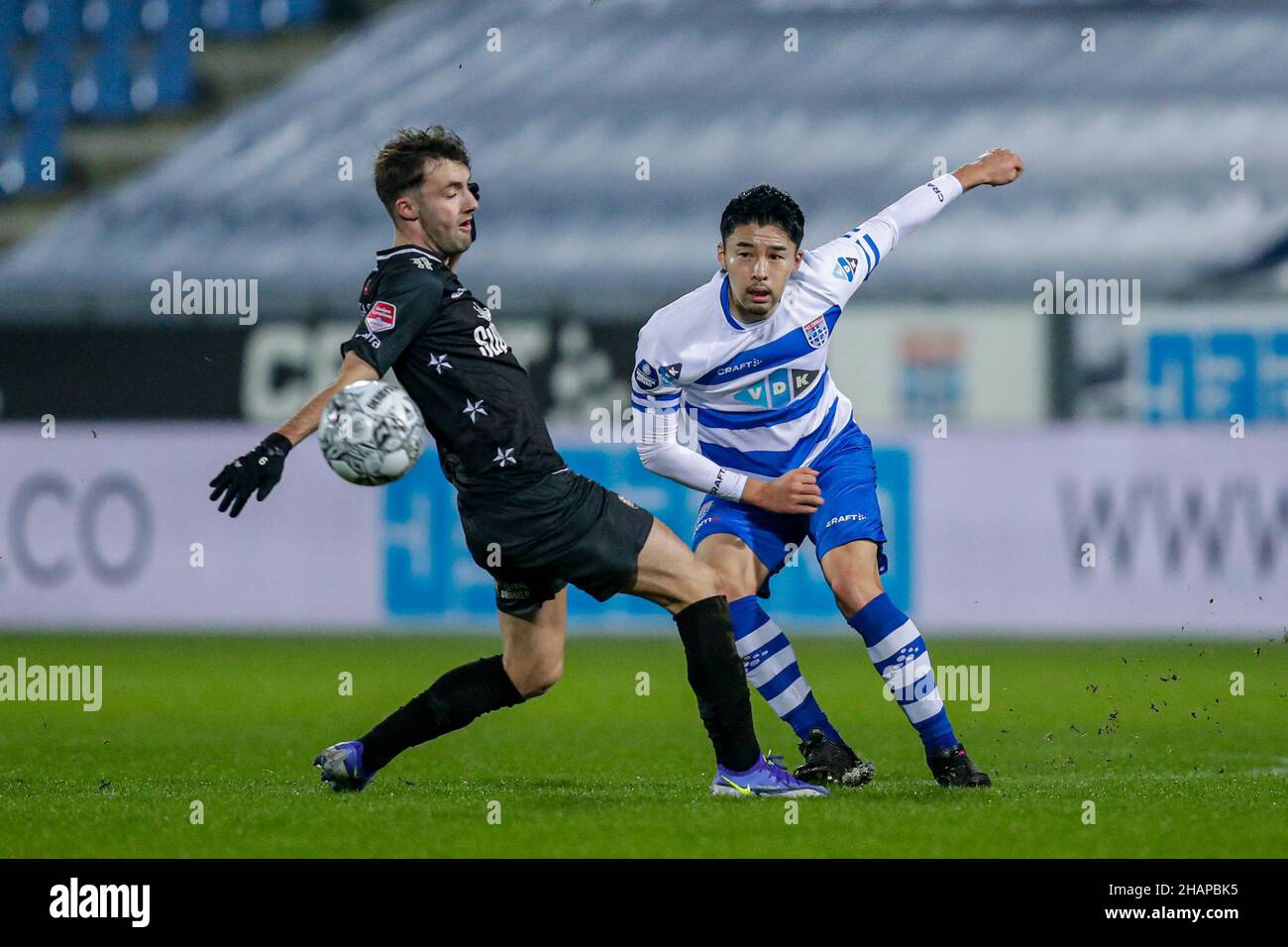 ZWOLLE, NETHERLANDS - DECEMBER 14: Yuta Nakayama of PEC Zwolle during ...